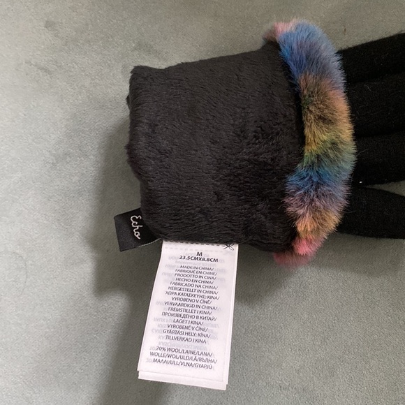 Echo brand fleece lined gloves - Picture 3 of 3